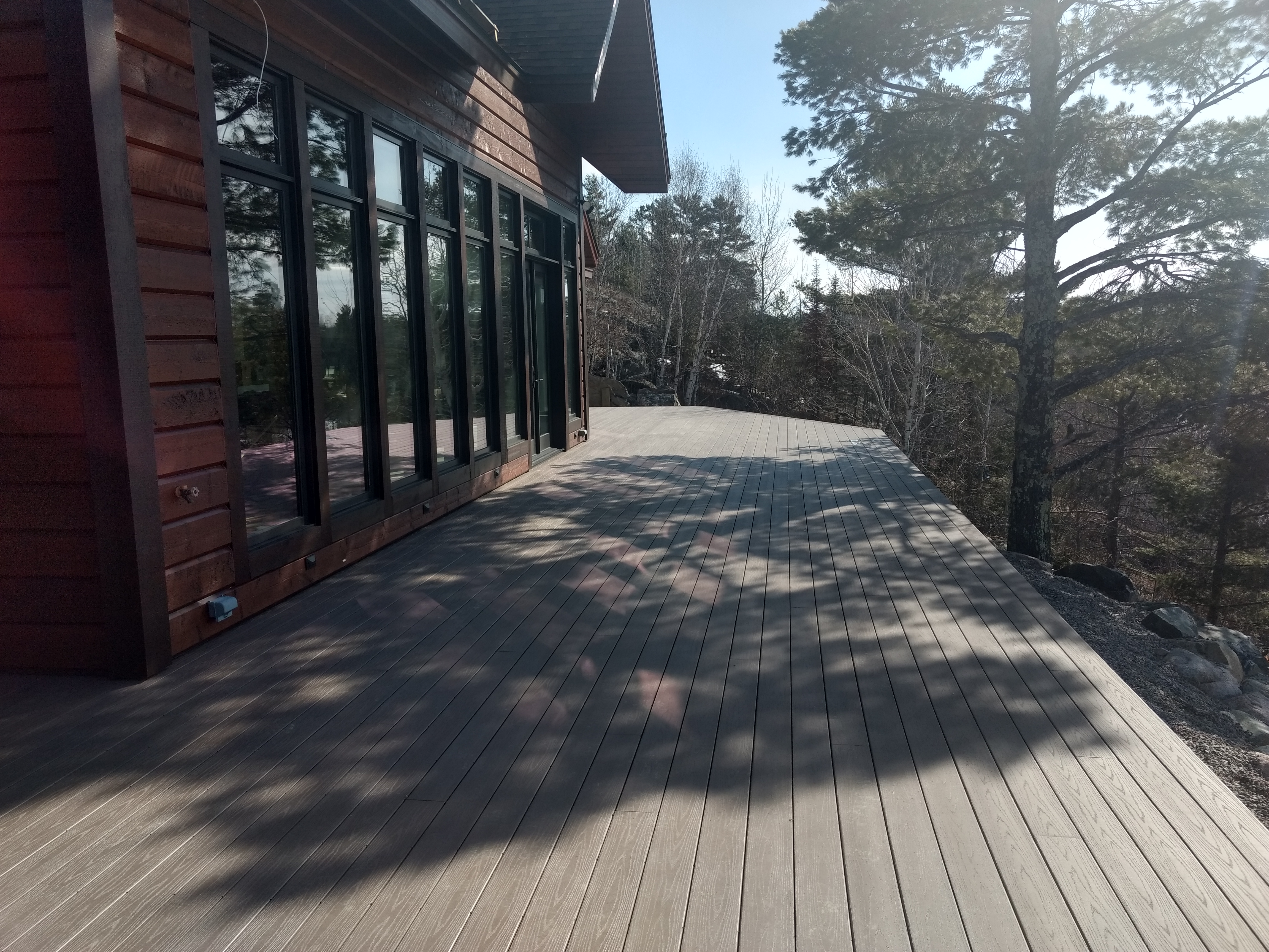 Finished Azek Decking 4-1-19 (1) Finished Azek Decking 4-1-19 (1)